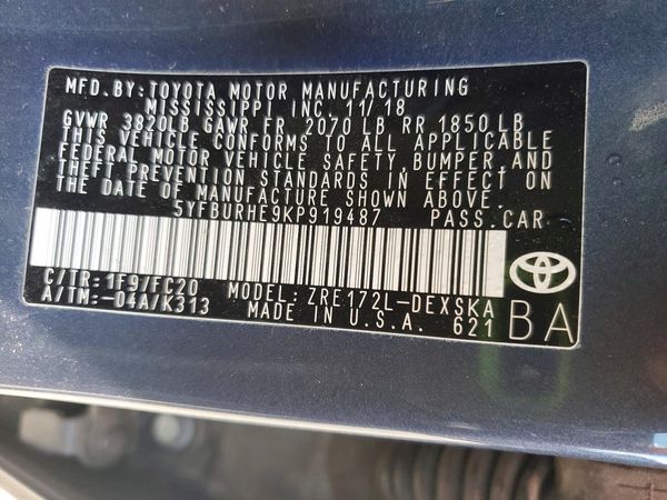 2019 TOYOTA COROLLA