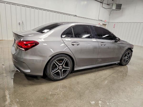 2019 MERCEDES-BENZ A A220