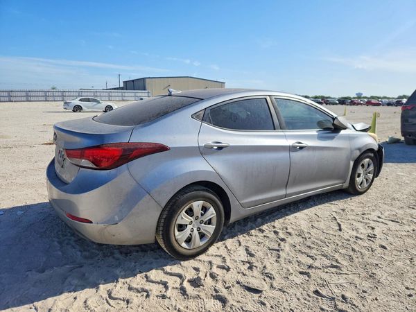 2016 HYUNDAI ELANTRA