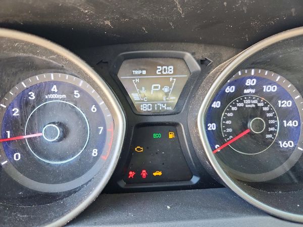 2016 HYUNDAI ELANTRA