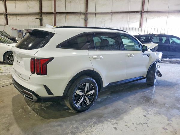 2022 KIA SORENTO
