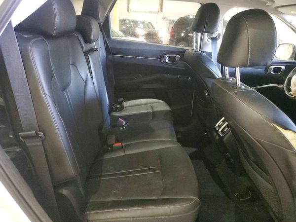 2022 KIA SORENTO
