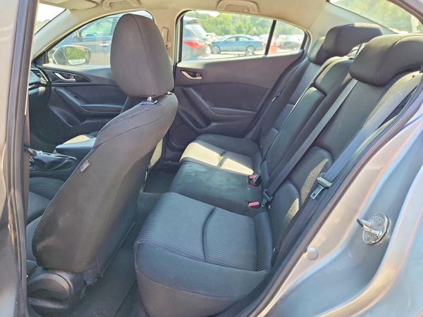2016 MAZDA 3 Sport/GX