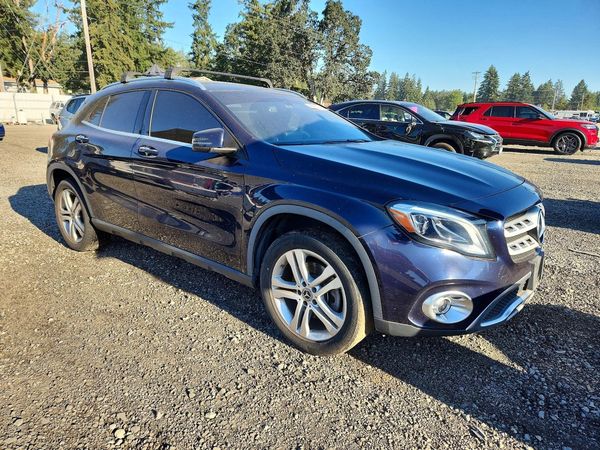 2018 MERCEDES-BENZ GLA GLA250