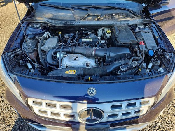 2018 MERCEDES-BENZ GLA GLA250