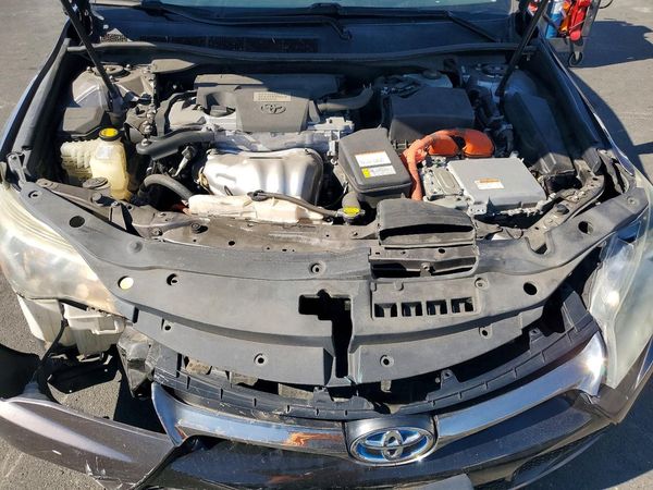 2016 TOYOTA CAMRY SOLA Hybrid