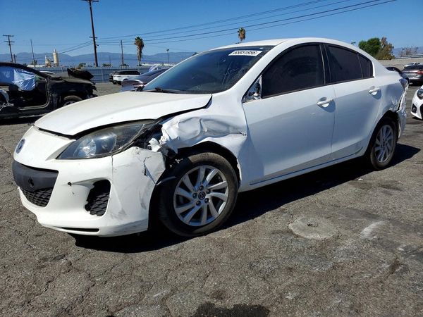 2013 MAZDA 3 Touring/GS