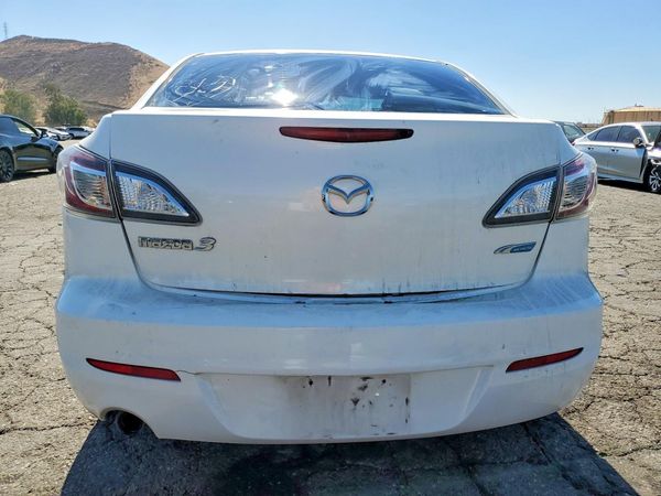 2013 MAZDA 3 Touring/GS