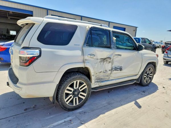 2022 TOYOTA 4RUNNER