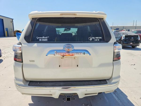 2022 TOYOTA 4RUNNER