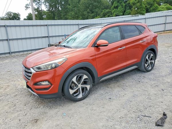 2017 HYUNDAI TUCSON
