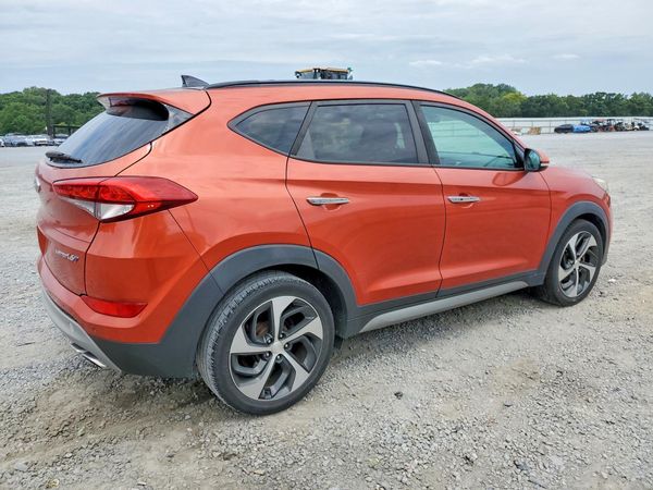 2017 HYUNDAI TUCSON