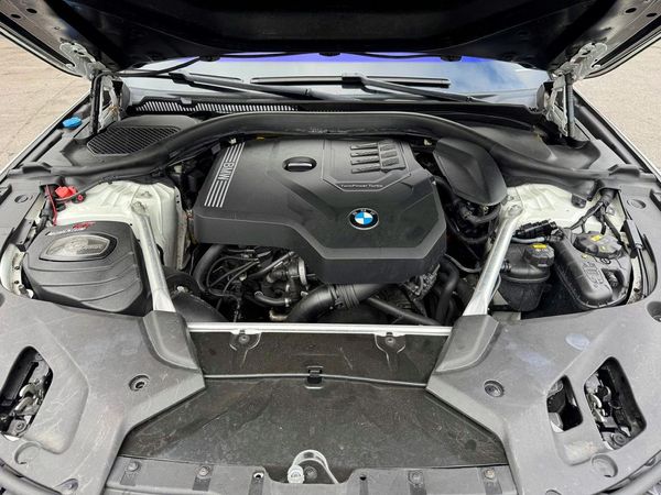 2020 BMW 530