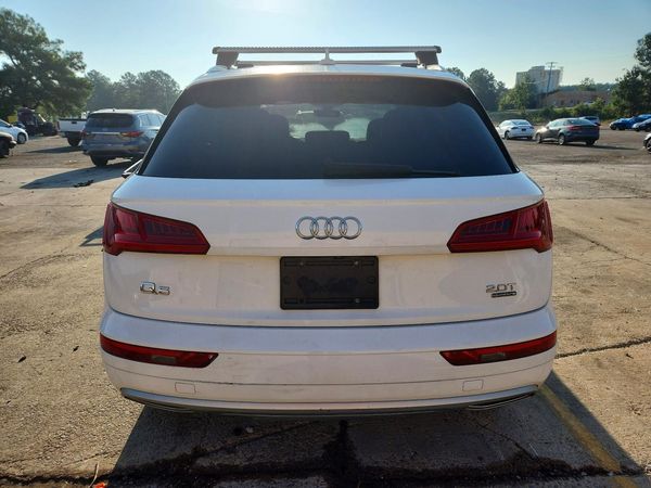 2018 AUDI Q5 quattro Premium