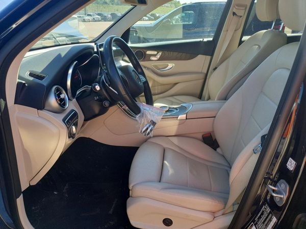 2019 MERCEDES-BENZ GLC