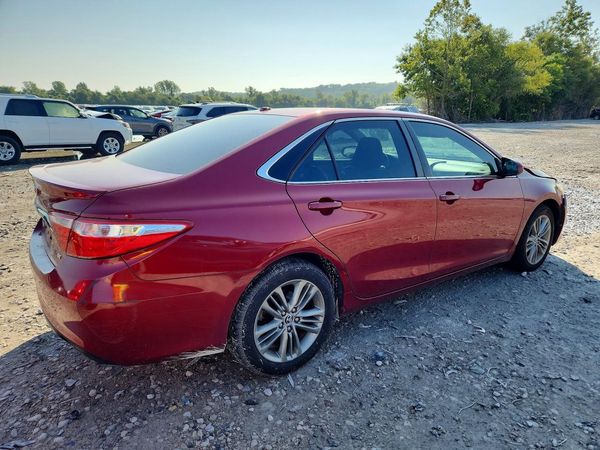 2015 TOYOTA CAMRY
