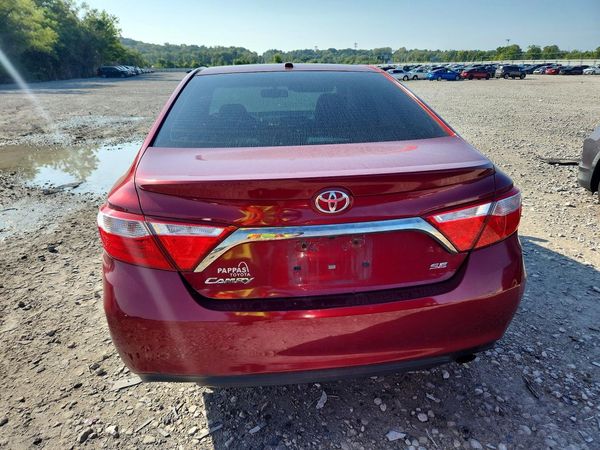2015 TOYOTA CAMRY