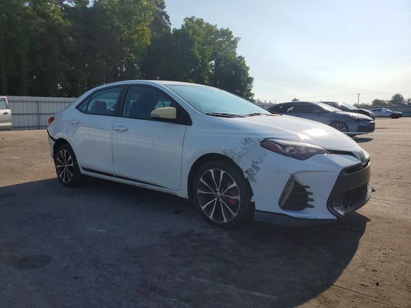 2017 TOYOTA COROLLA