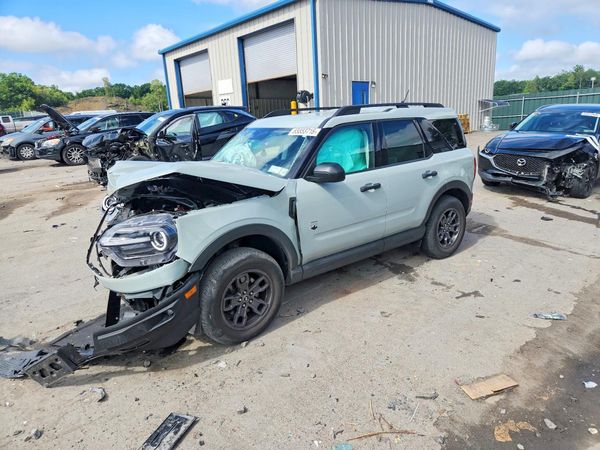 2022 FORD BRONCO Big Bend — Front 3/4