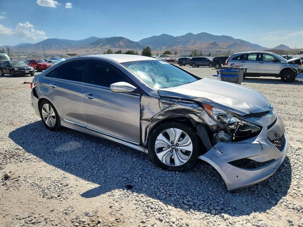2013 HYUNDAI SONATA Hybrid / Hybrid Limited