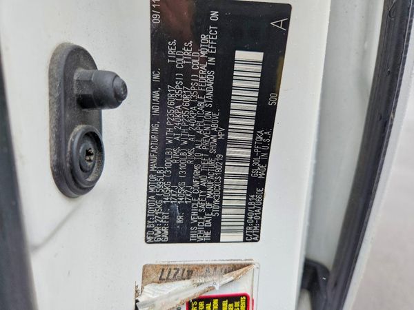 2012 TOYOTA SIENNA