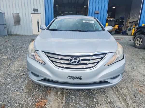 2013 HYUNDAI SONATA GLS/ GLS Popular — DIRF
