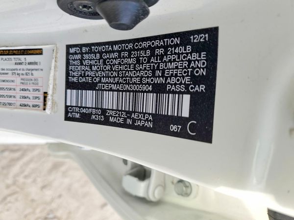 2022 TOYOTA COROLLA LE