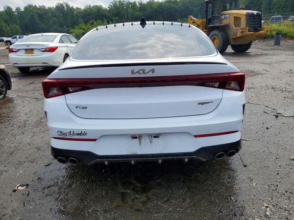 2022 KIA K5