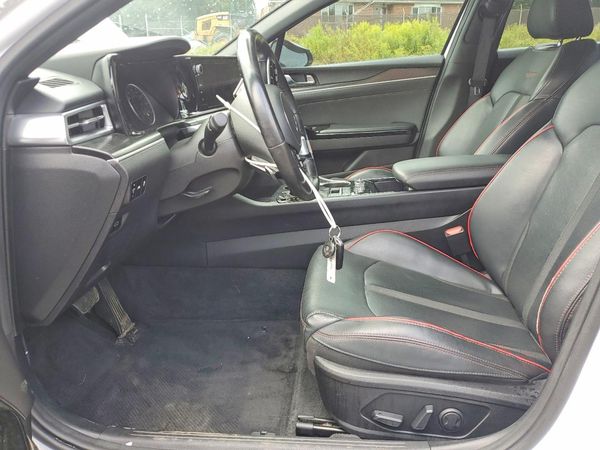 2022 KIA K5