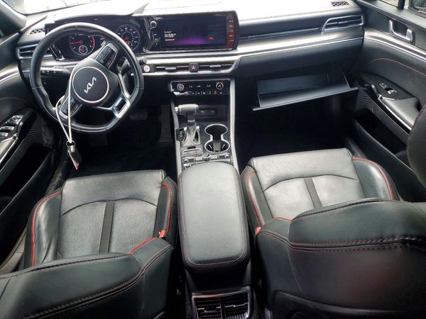 2022 KIA K5