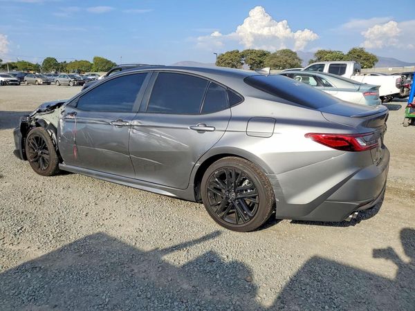 2026 TOYOTA CAMRY