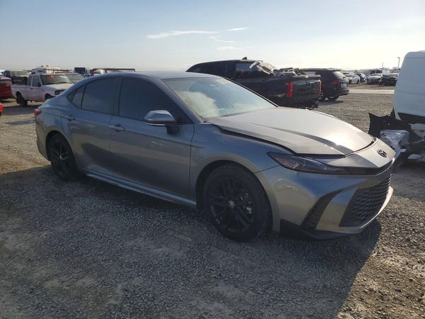 2026 TOYOTA CAMRY