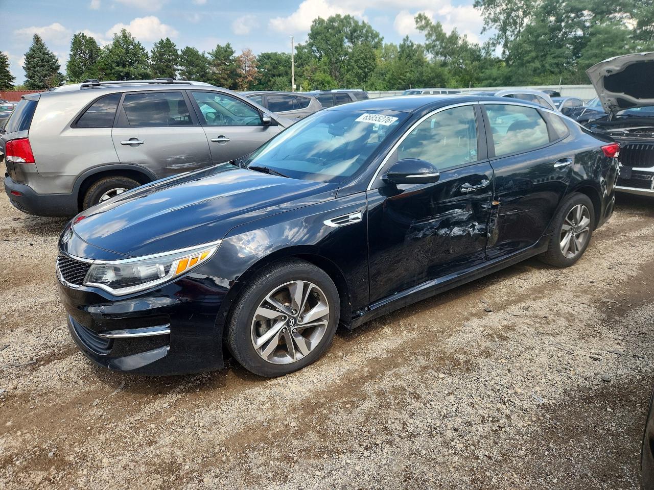 2016 KIA OPTIMA GL