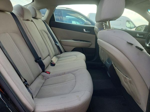 2016 KIA OPTIMA GL