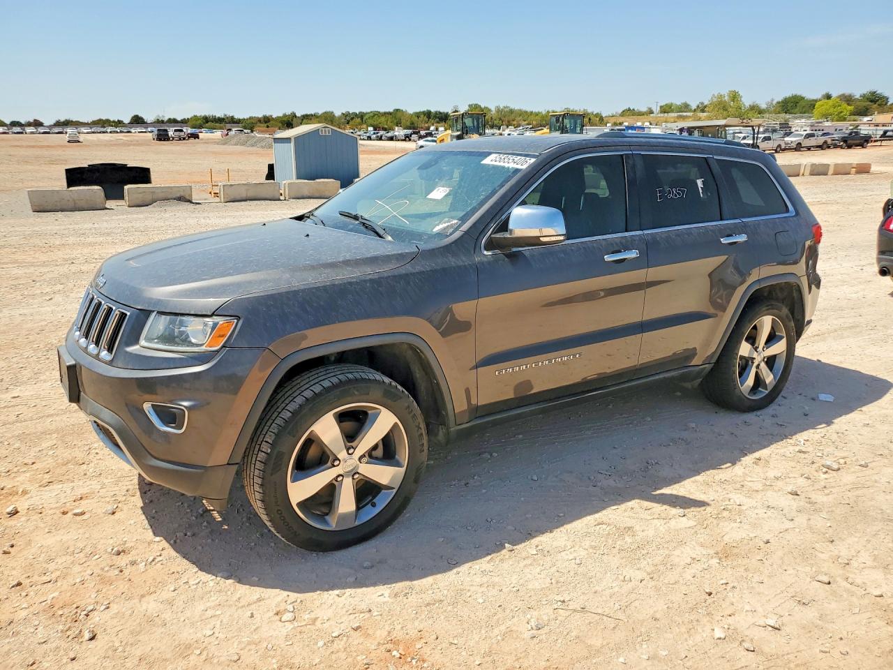 2014 JEEP CHEROKEE Limited — Front 3/4