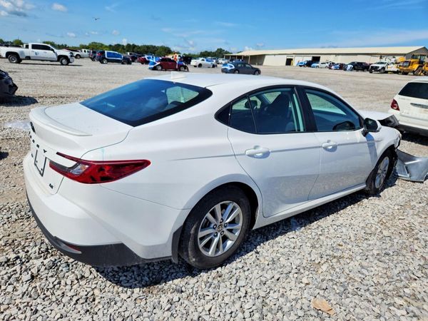 2025 TOYOTA CAMRY