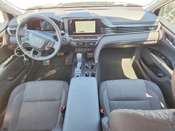 2025 TOYOTA CAMRY