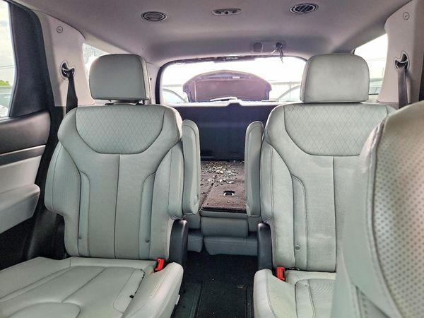 2020 HYUNDAI PALISADE SEL w/ Premium Pkg