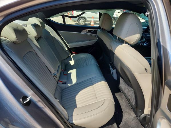2022 GENESIS G70