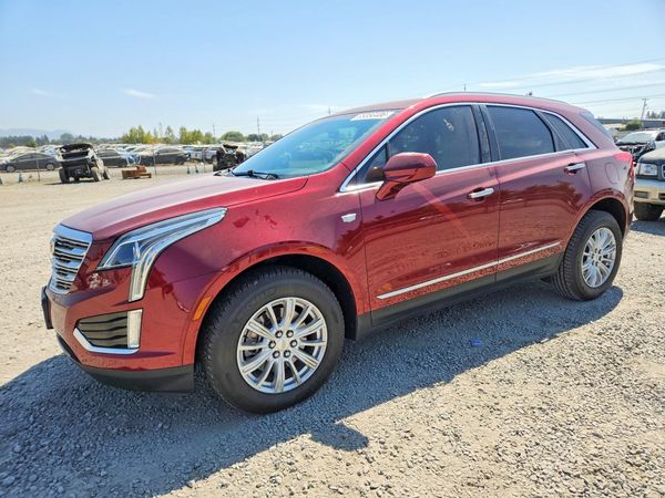 2017 CADILLAC XT5 Base