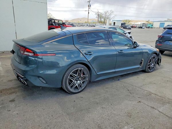2022 KIA STINGER GT1