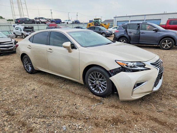 2018 LEXUS ES
