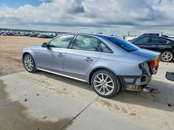 2015 AUDI A4