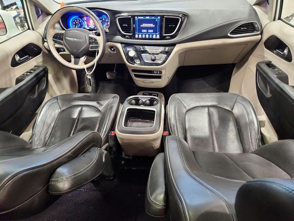 2020 CHRYSLER PACIFICA