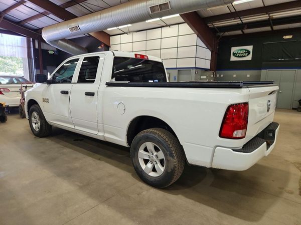 2018 RAM 1500 ST QUAD CAB 4X4