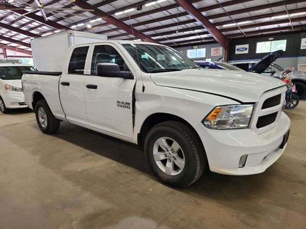 2018 RAM 1500 ST QUAD CAB 4X4