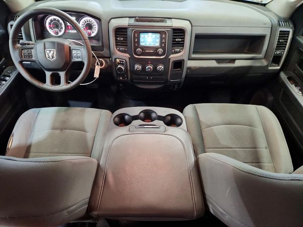 2018 RAM 1500 ST QUAD CAB 4X4