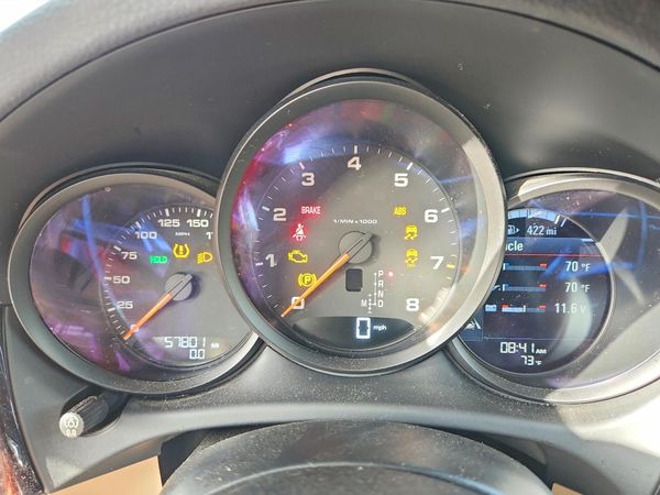 2019 PORSCHE MACAN
