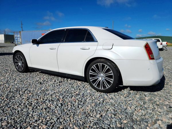 2013 CHRYSLER 300