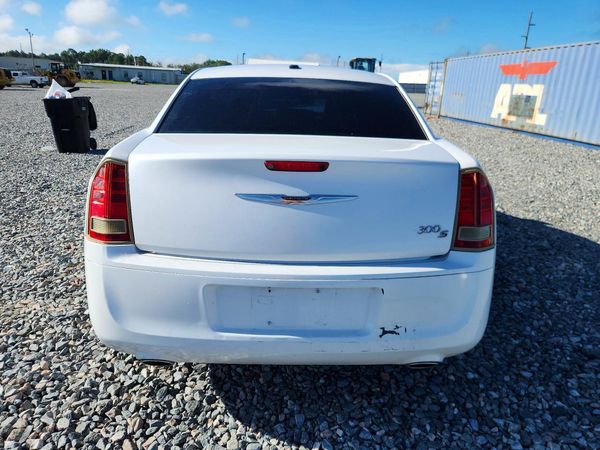 2013 CHRYSLER 300